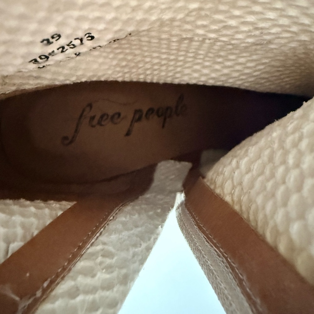 Free People Moonlight Snake Ankle Boots EU 39 NWOT - Picture 6 of 7